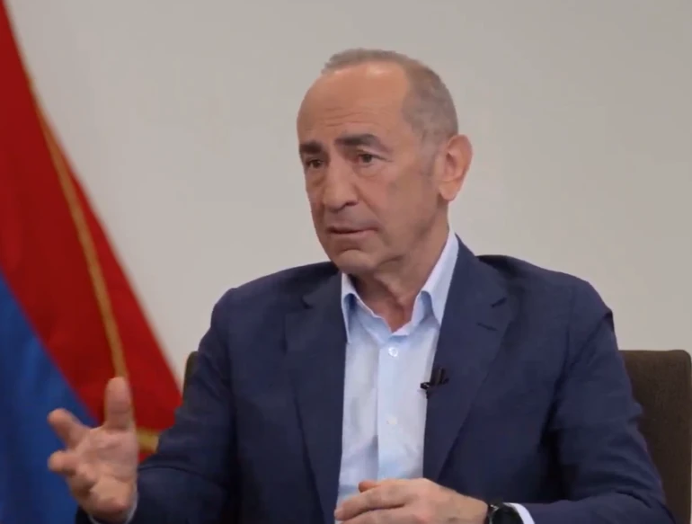 ays-yntrvouthyvounnery-chen-karvogh-hamarvel-legitim-arnvazn-10-tvokvos-irenq-tarber-hnarqnervov-avelacrel-en-rvobert-qvocharyan