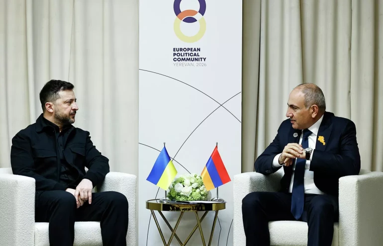 menq-petq-e-amvour-harabervouthyvounner-karvoucenq-adrbejani-het-inchpes-ays-tari-erkar-yndmijvoumic-hetvo-arajin-angam-menq-verakangnecinq-kapery-hayastani-het-zelenski